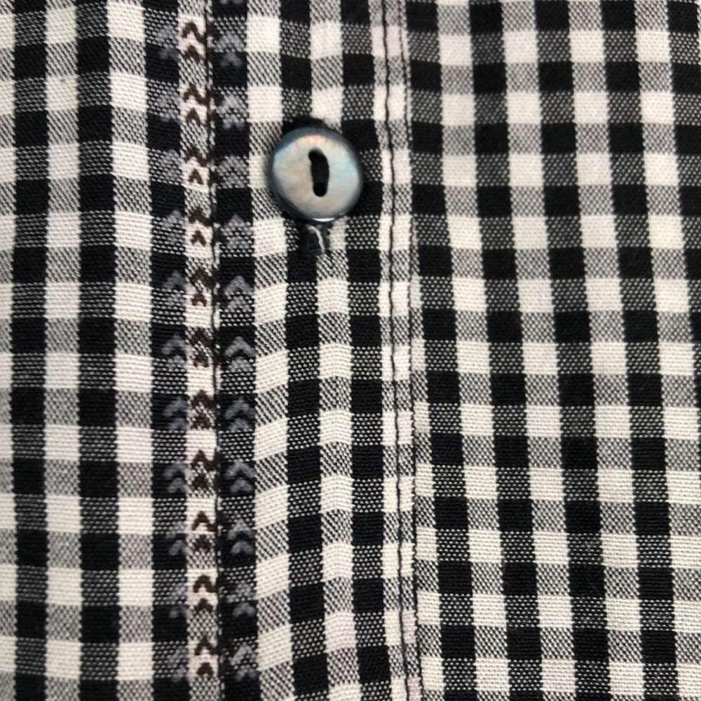 Max Studio Classic Gingham Button Down Size S - image 4